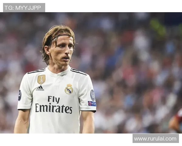 维尼修斯展现超凡球技闪电突破与精准传球引领球队新篇章